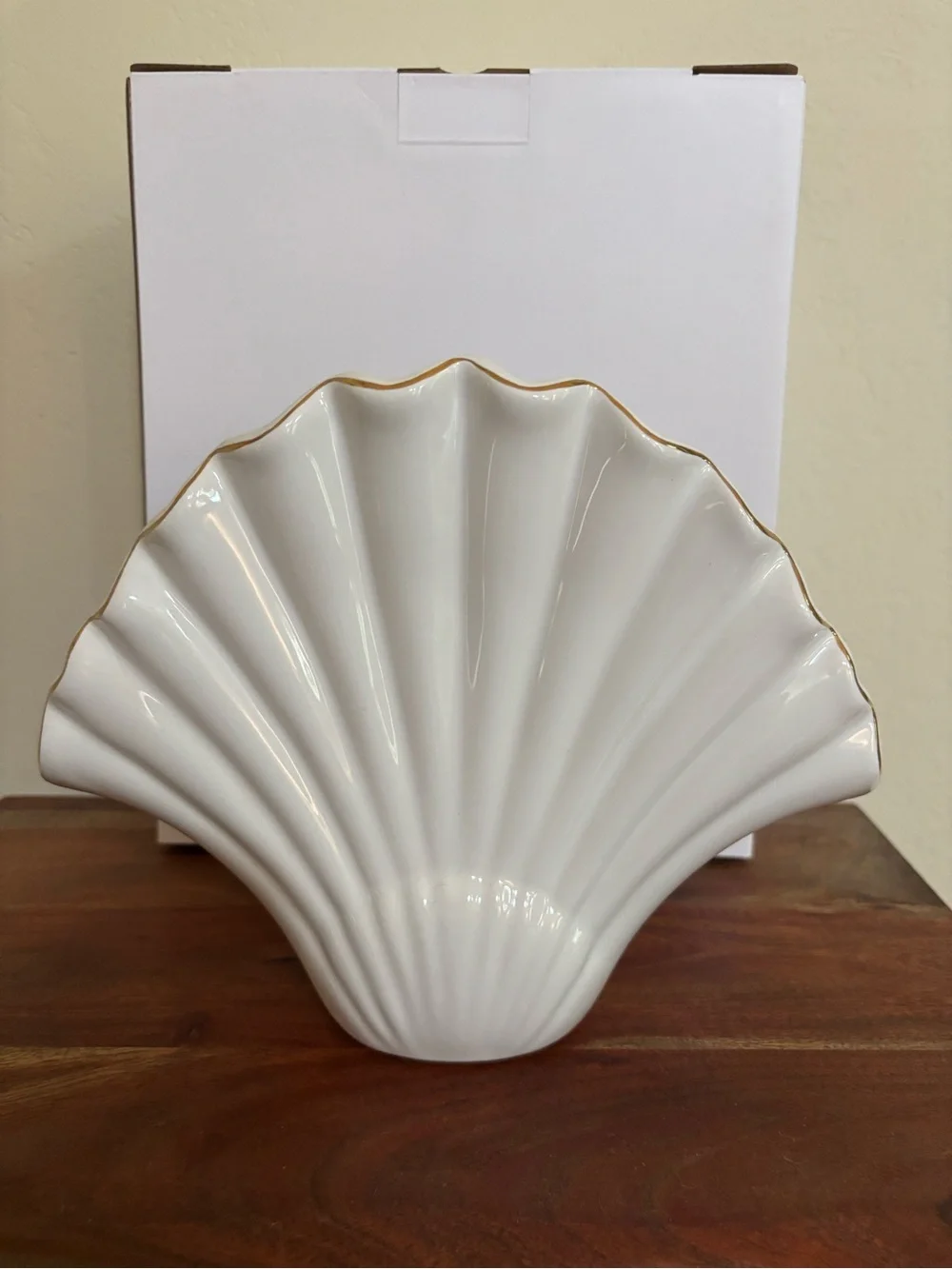 Lilly Pulitzer Shell Vase with Gold Trim - Elegant Home decor Accent